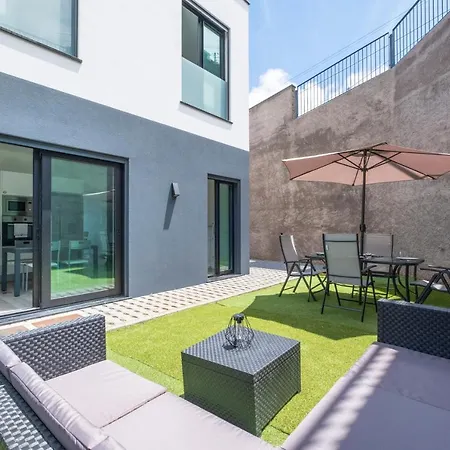 Bela Horizonte By Galmi Caniço