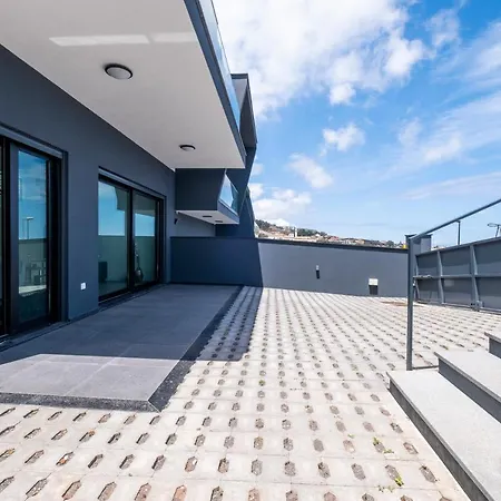 Bela Horizonte By Galmi Caniço